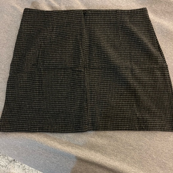 SHEIN Women's Houndstooth Print Zipper Back Pencil High Waist Mini Skirt sz XL - Picture 3 of 3